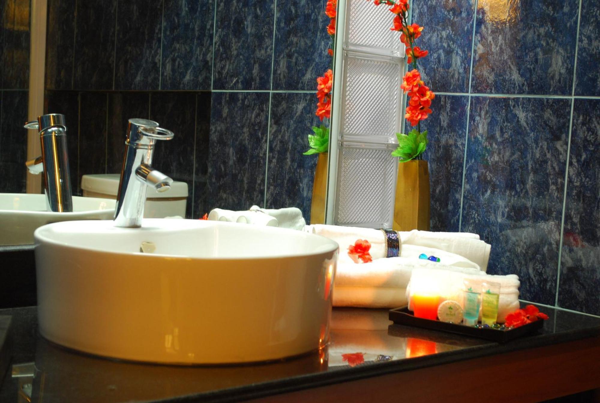The Orchard Cebu Hotel & Suites Powered By Cocotel Exterior foto